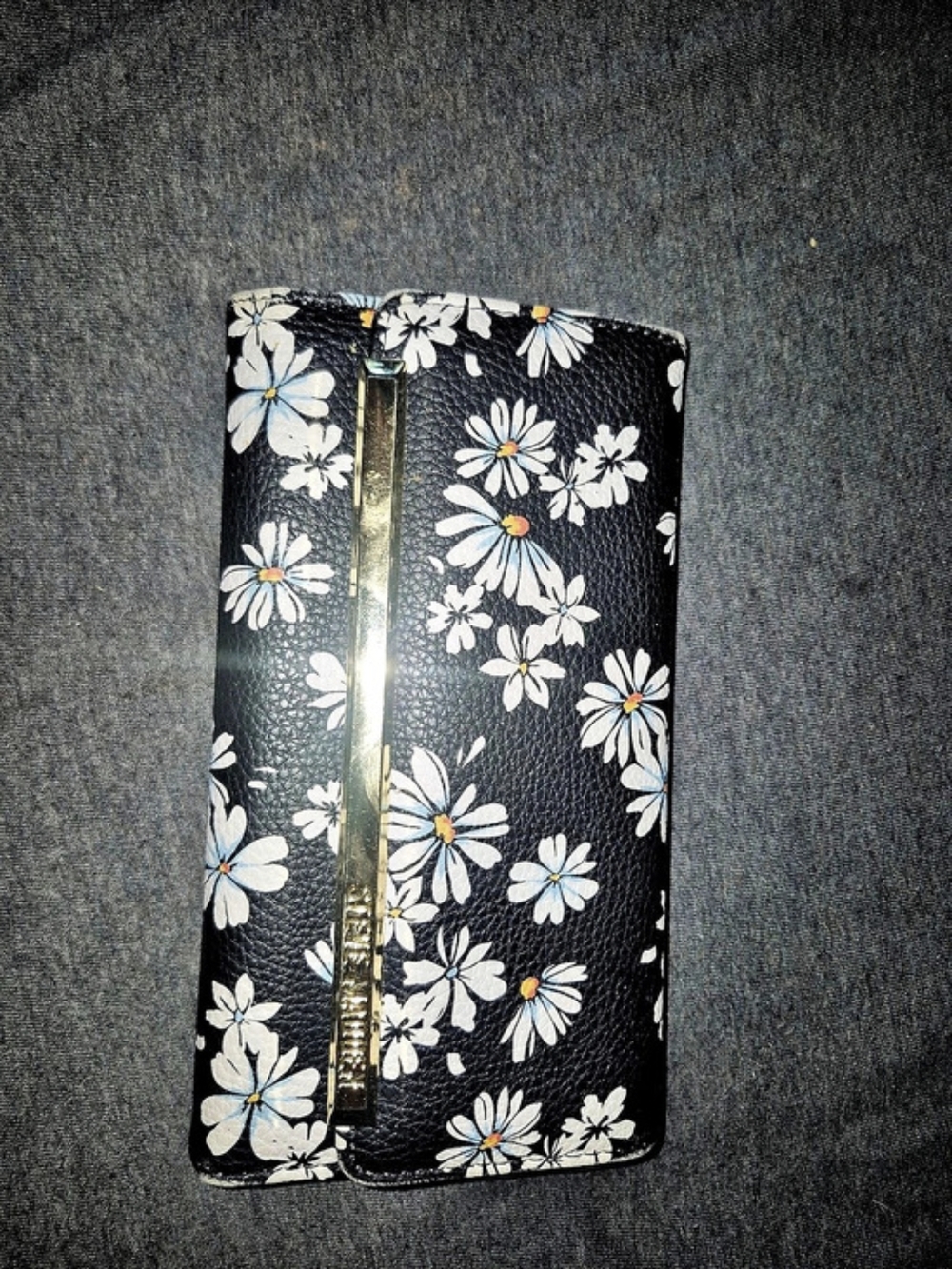 Steve Madden Black and White Floral Trifold Wallet Clutch Black & White Floral